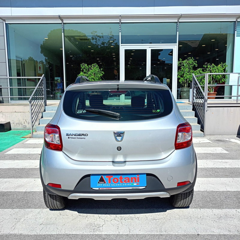 Dacia Sandero usata a L'Aquila (4)