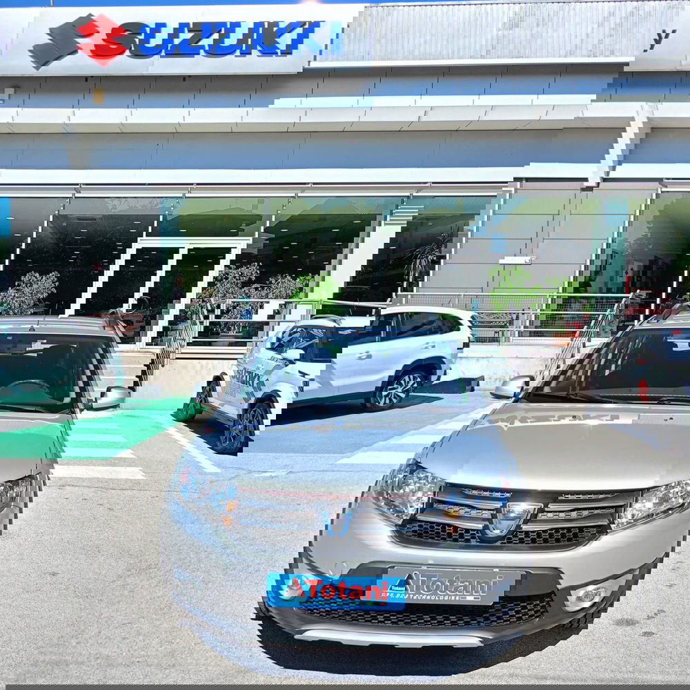 Dacia Sandero usata a L'Aquila (8)