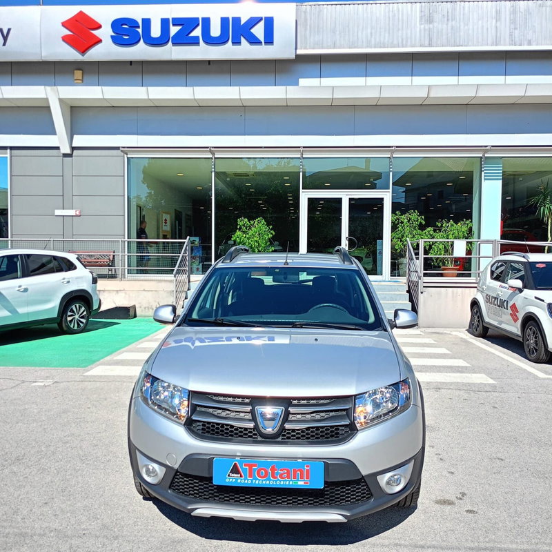 Dacia Sandero usata a L'Aquila (8)