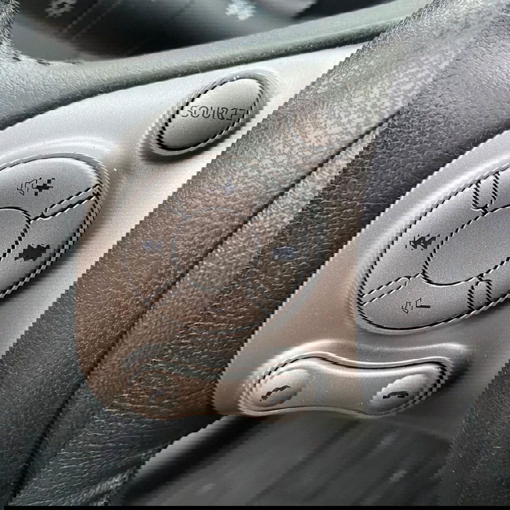 Nissan Micra usata a L'Aquila (8)