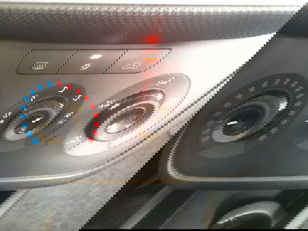 Fiat Punto usata a L'Aquila (10)