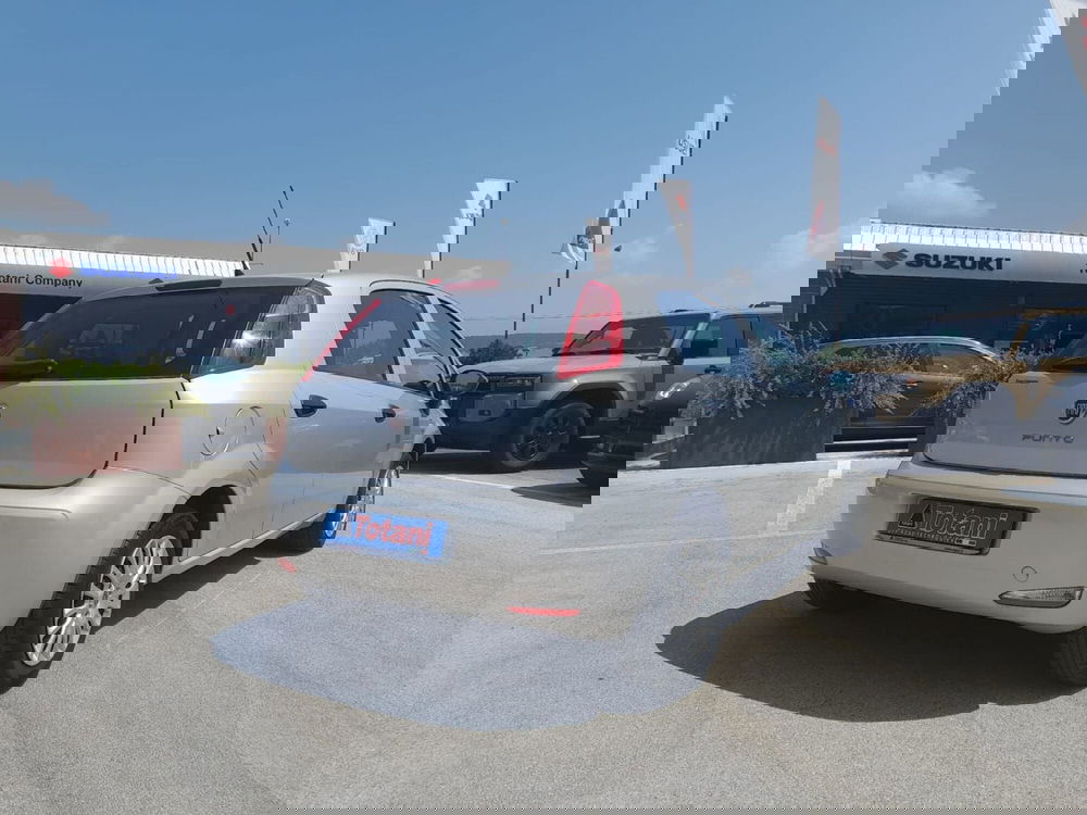 Fiat Punto usata a L'Aquila (4)