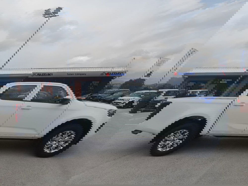 Isuzu D-Max Pick-up nuova a L'Aquila (13)