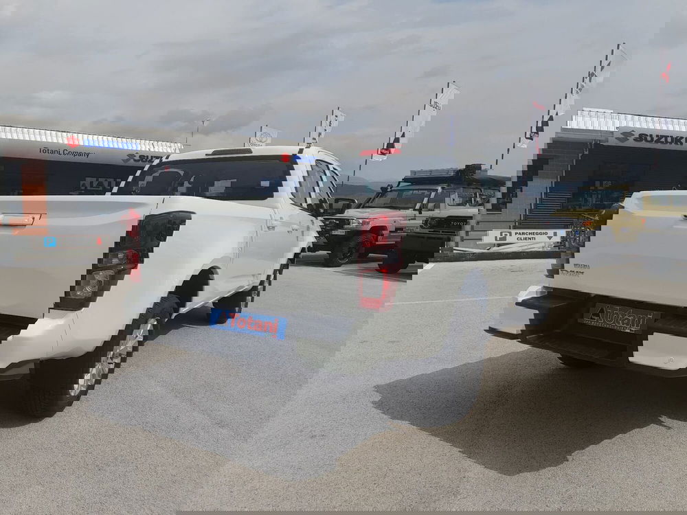 Isuzu D-Max Pick-up nuova a L'Aquila (15)