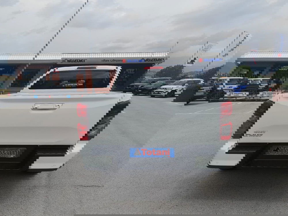 Isuzu D-Max Pick-up nuova a L'Aquila (17)