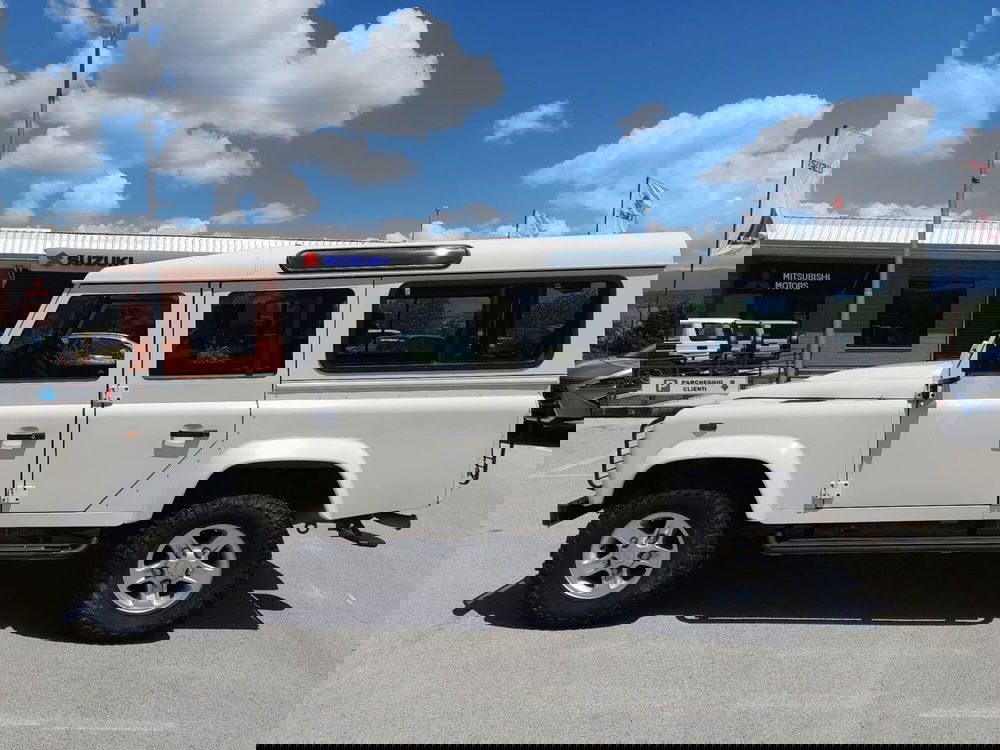 Land Rover Defender usata a L'Aquila (14)