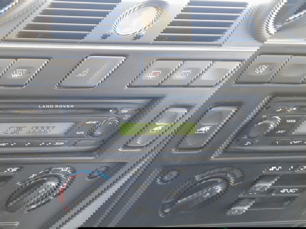 Land Rover Defender usata a L'Aquila (20)