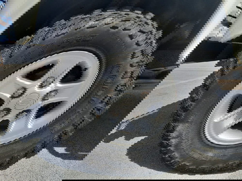 Land Rover Defender usata a L'Aquila (9)