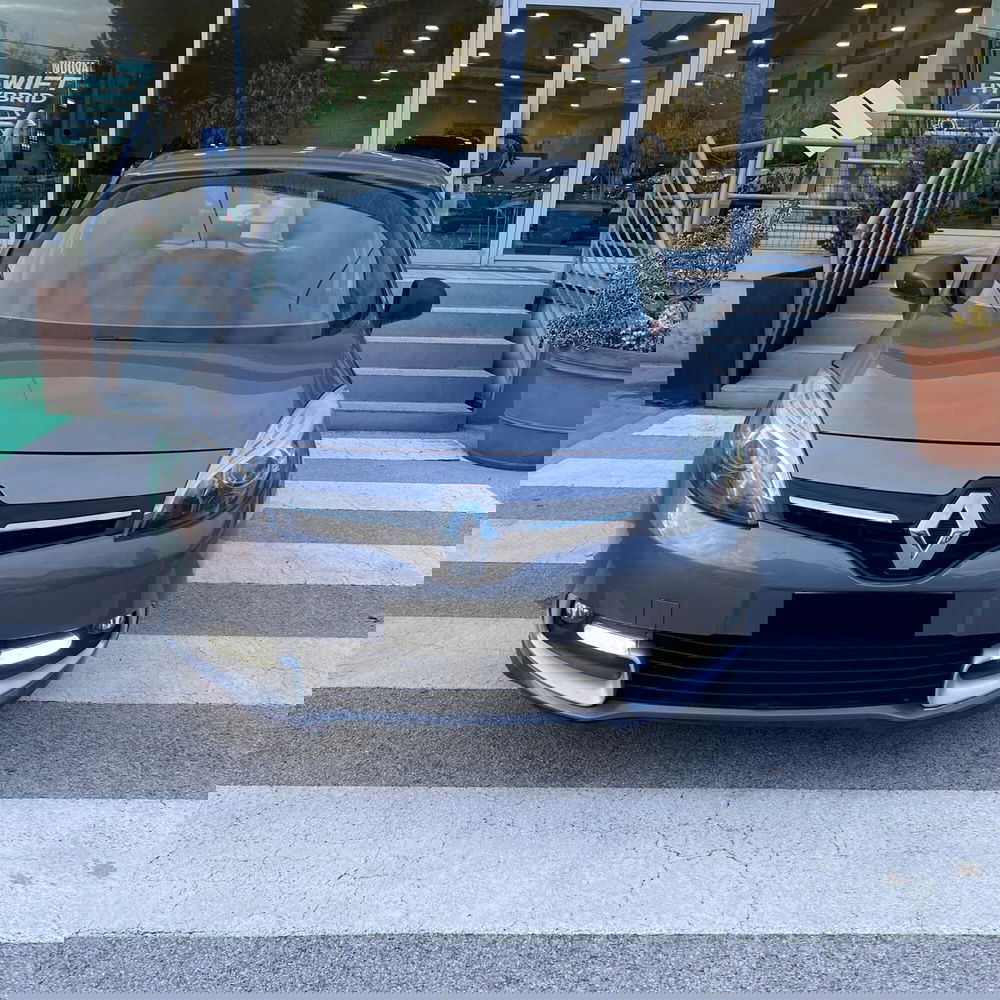 Renault Scénic X-Mod usata a L'Aquila (2)