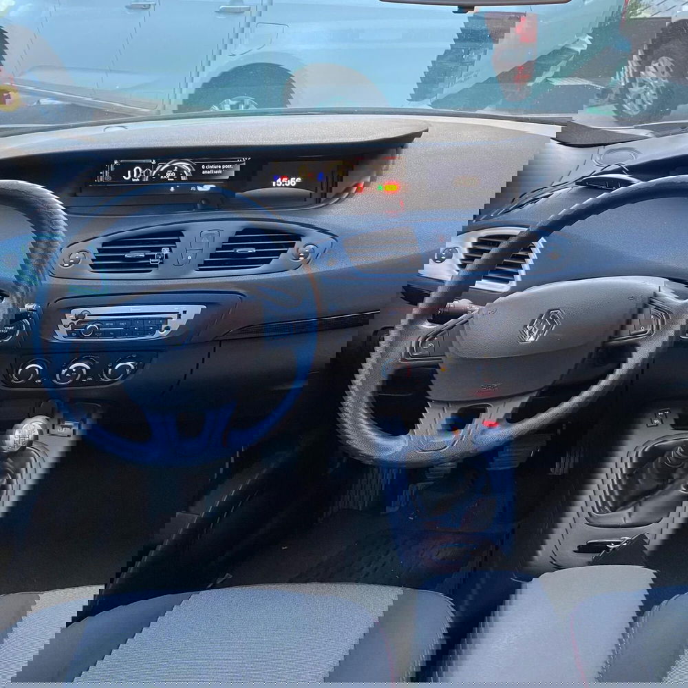 Renault Scénic X-Mod usata a L'Aquila (8)