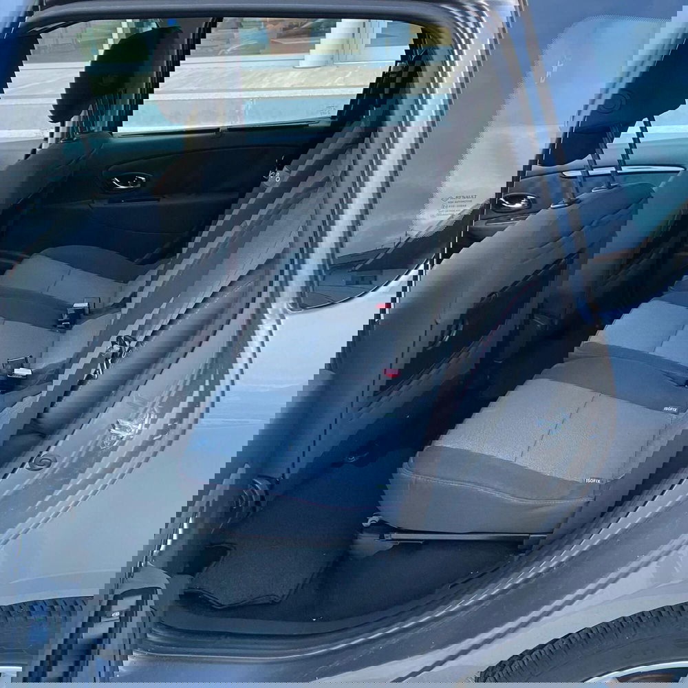 Renault Scénic X-Mod usata a L'Aquila (9)