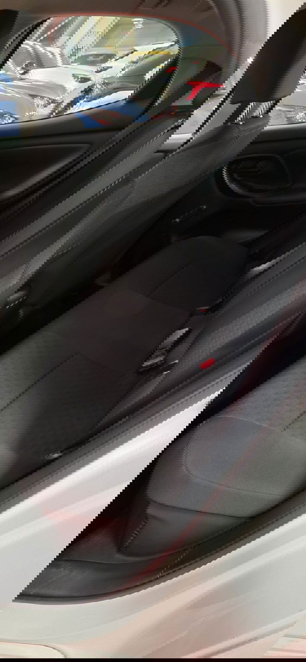 Toyota Yaris usata a Messina (8)