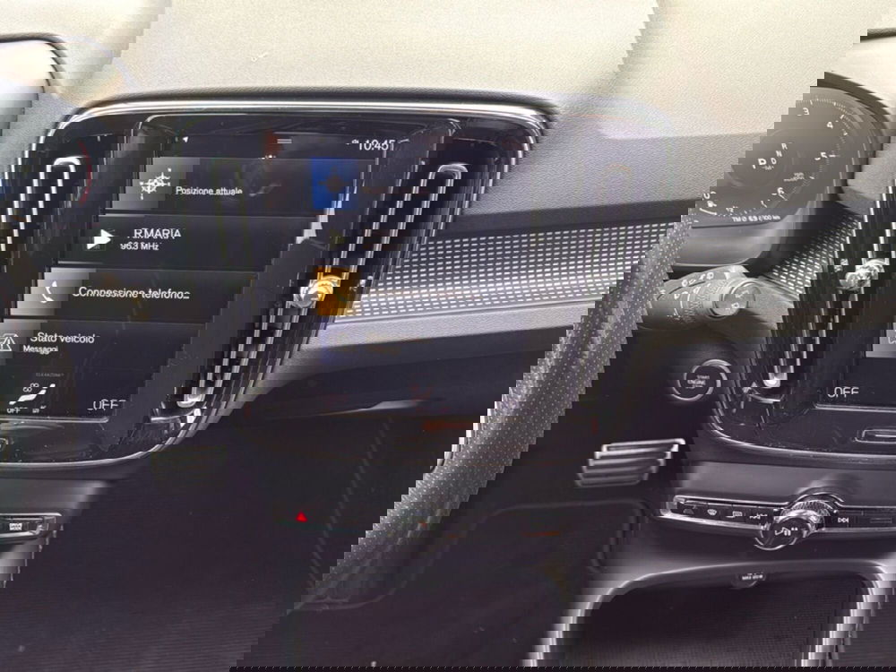 Volvo XC40 usata a Reggio Calabria (12)