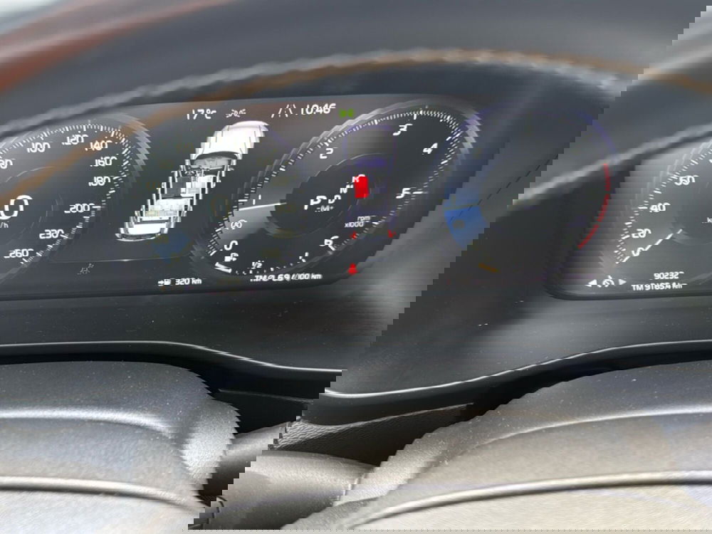 Volvo XC40 usata a Reggio Calabria (13)