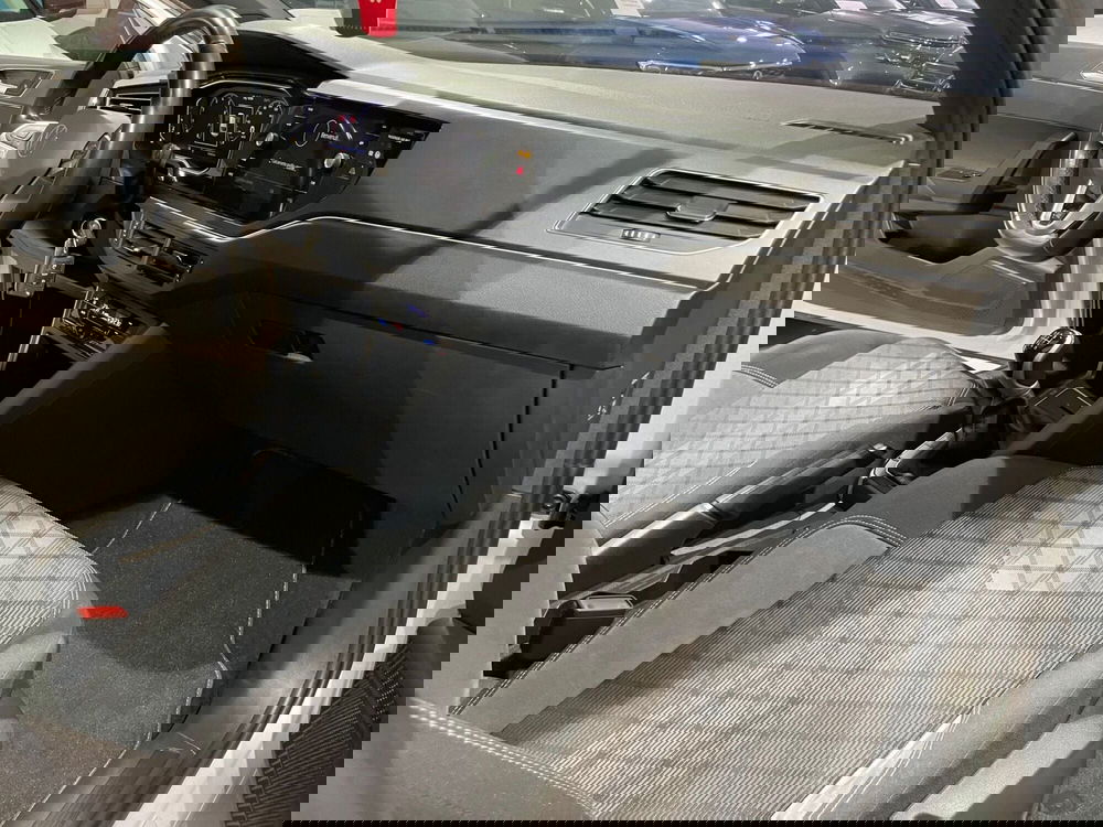 Volkswagen Taigo usata a Genova (13)