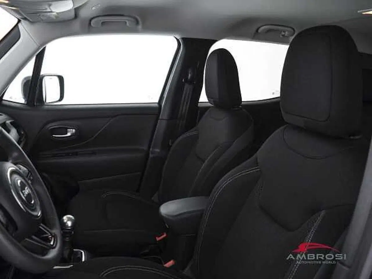 Jeep Renegade usata a Viterbo (9)