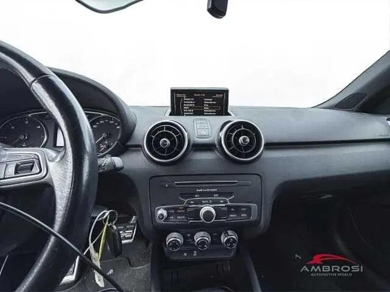 Audi A1 usata a Viterbo (17)