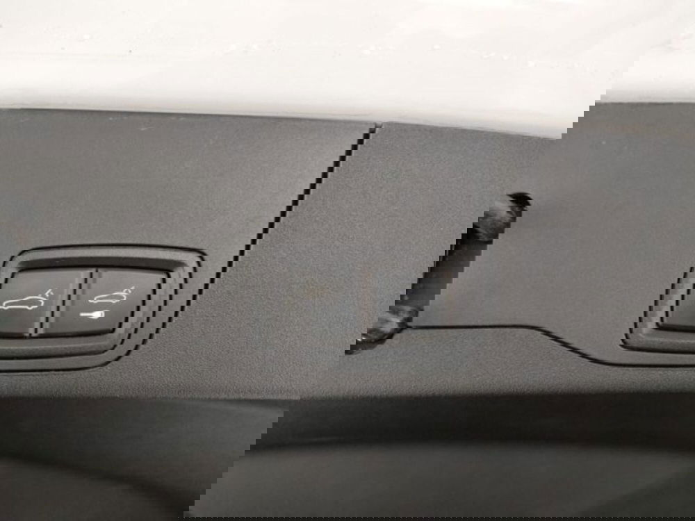 Porsche Taycan Cross Turismo usata a Modena (10)