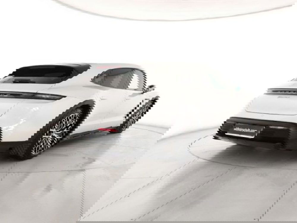 Porsche Taycan Cross Turismo usata a Modena (5)