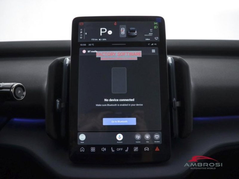 Volvo EX30 Cross Country nuova a Perugia (14)