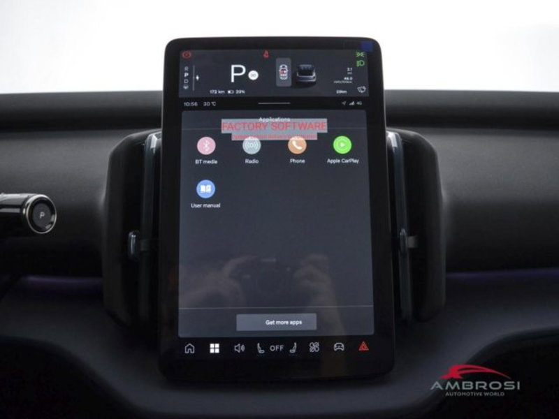 Volvo EX30 Cross Country nuova a Perugia (15)