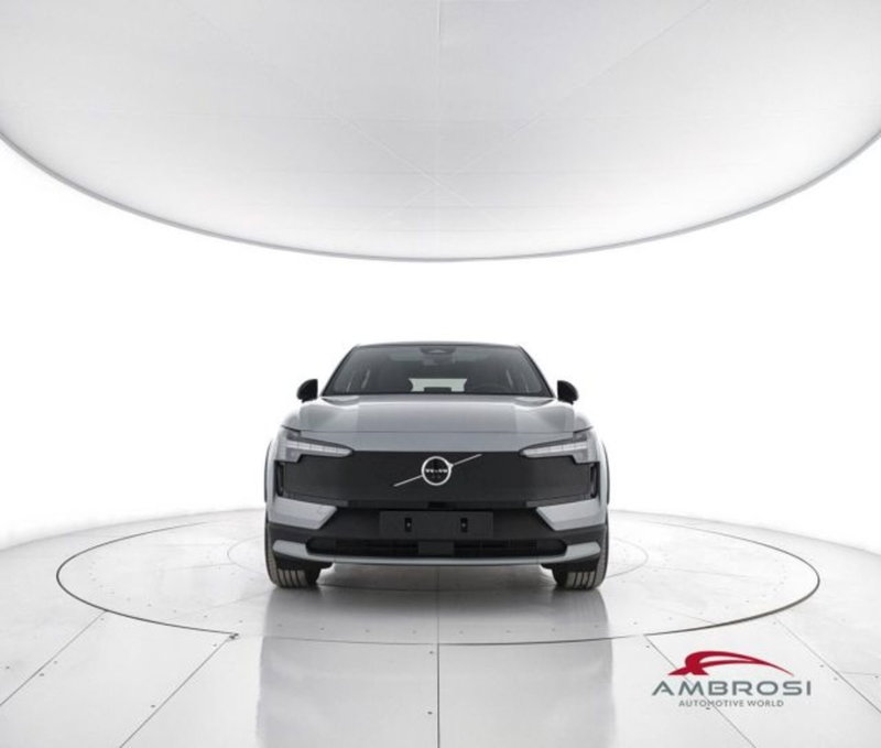 Volvo EX30 Cross Country nuova a Perugia (5)