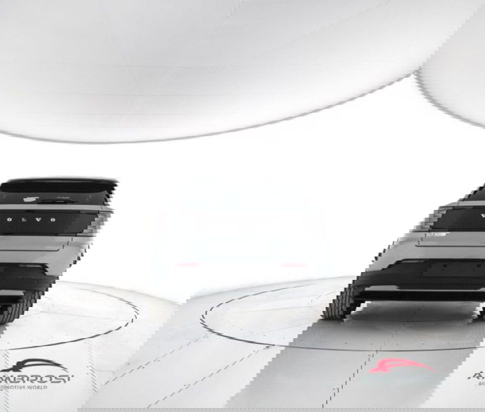 Volvo EX30 Cross Country nuova a Perugia (6)