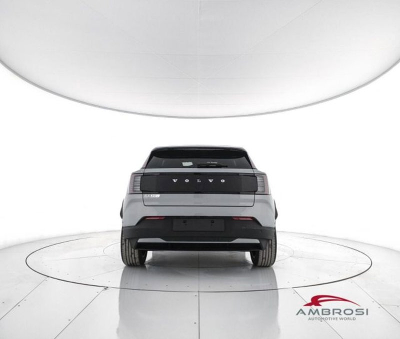 Volvo EX30 Cross Country nuova a Perugia (6)