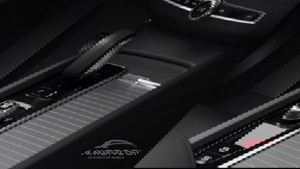 Volvo XC60 nuova a Perugia (14)