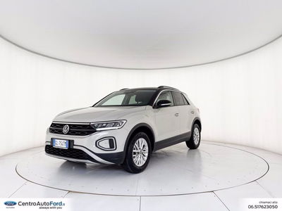 Volkswagen T-Roc 2.0 tdi Life 115cv del 2022 usata a Albano Laziale