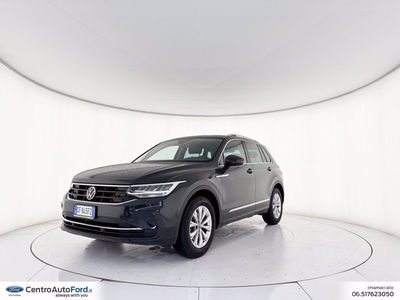 Volkswagen Tiguan Allspace 2.0 tdi Life 150cv dsg del 2021 usata a Albano Laziale