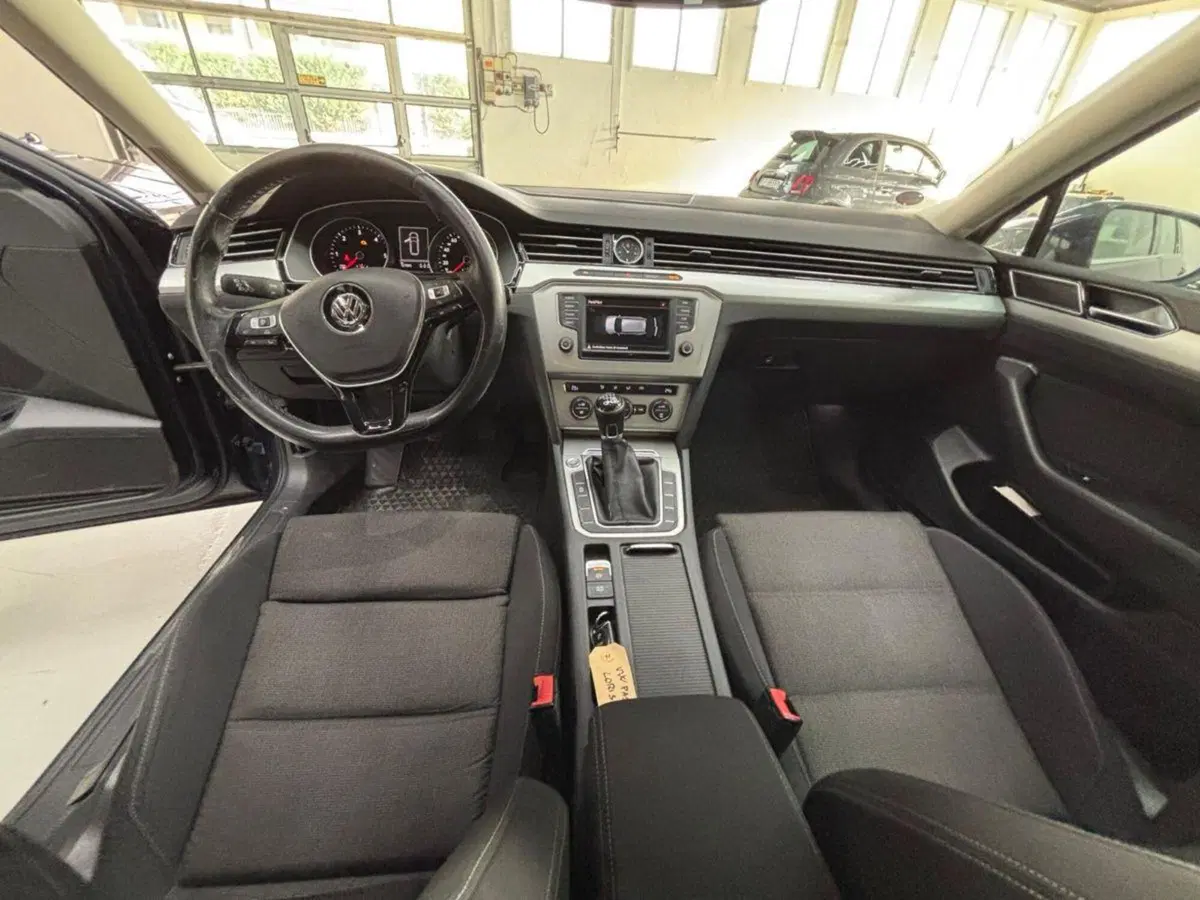 Volkswagen Passat Variant usata a Reggio Emilia (9)