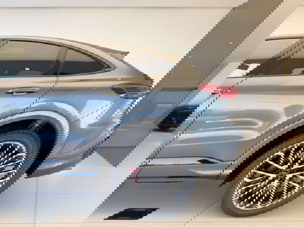 Audi Q5 Sportback nuova a Torino (13)