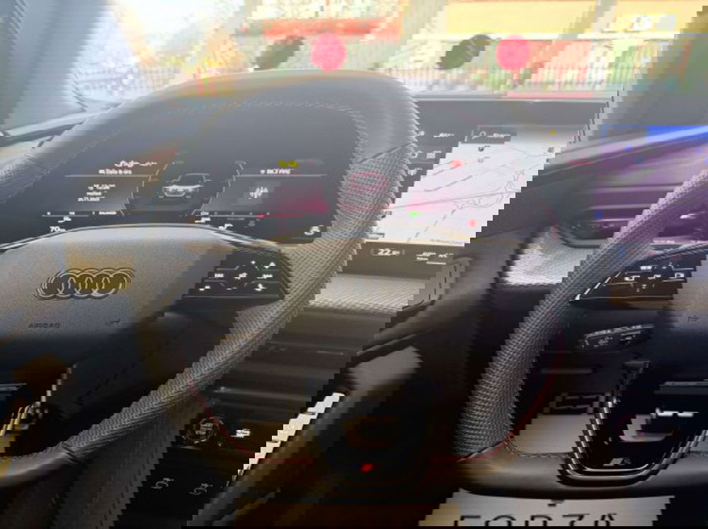 Audi Q5 Sportback nuova a Torino (6)