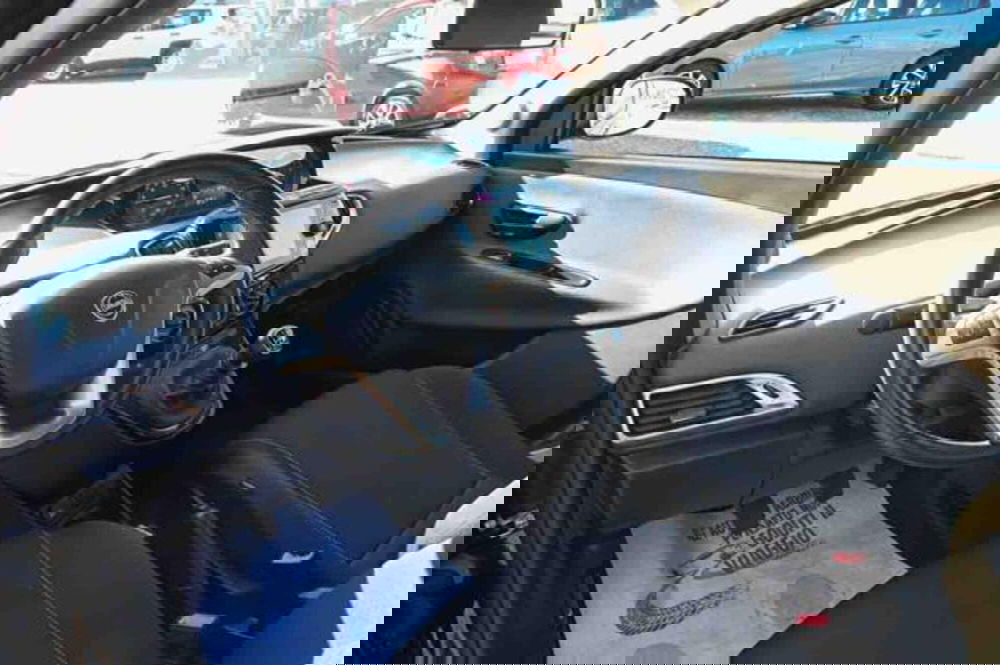 Lancia Ypsilon usata a Torino (12)