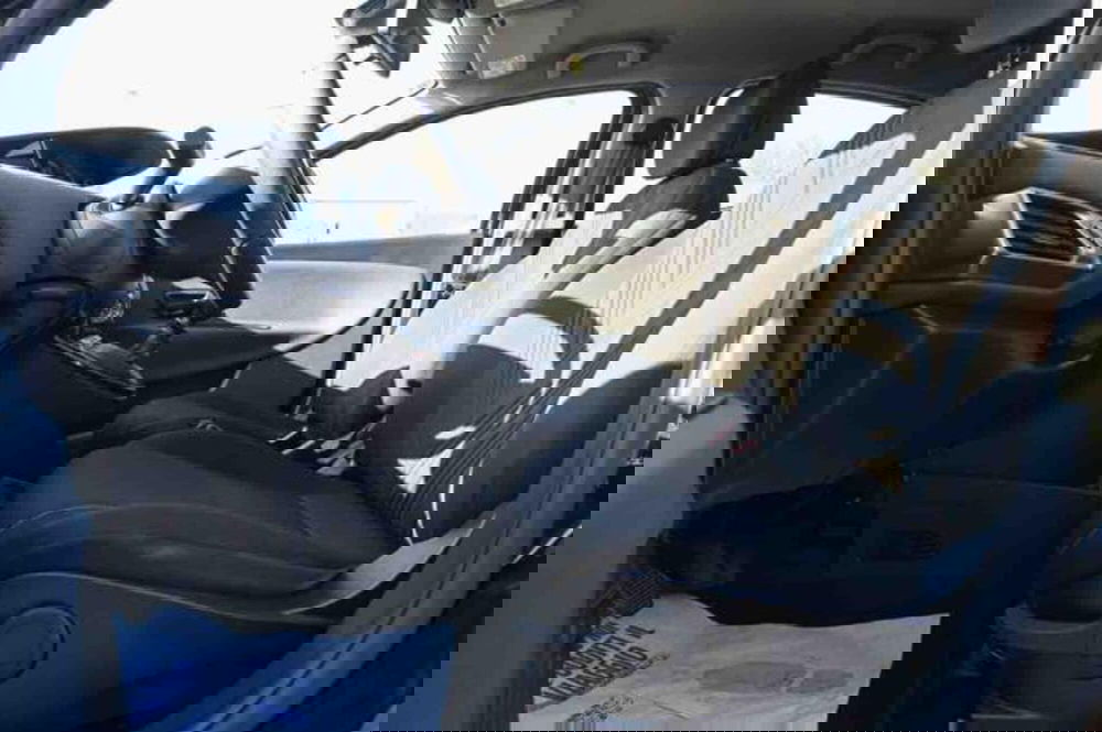 Lancia Ypsilon usata a Torino (13)