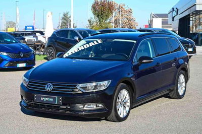 Volkswagen Passat Variant 2.0 TDI DSG Business BlueMotion Tech del 2019 usata a Pianezza