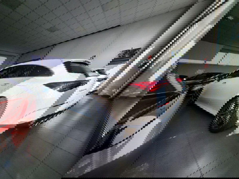 Mercedes-Benz CLA Shooting Brake usata a Milano (5)