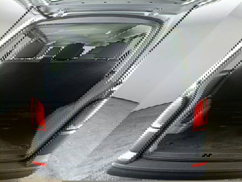 Volkswagen Veicoli Commerciali T6.1 usata a Teramo (16)