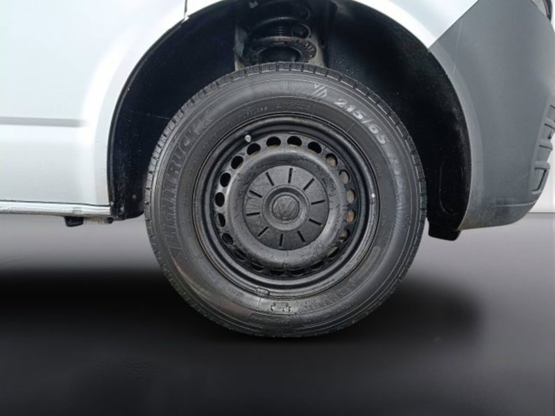 Volkswagen Veicoli Commerciali T6.1 usata a Teramo (17)