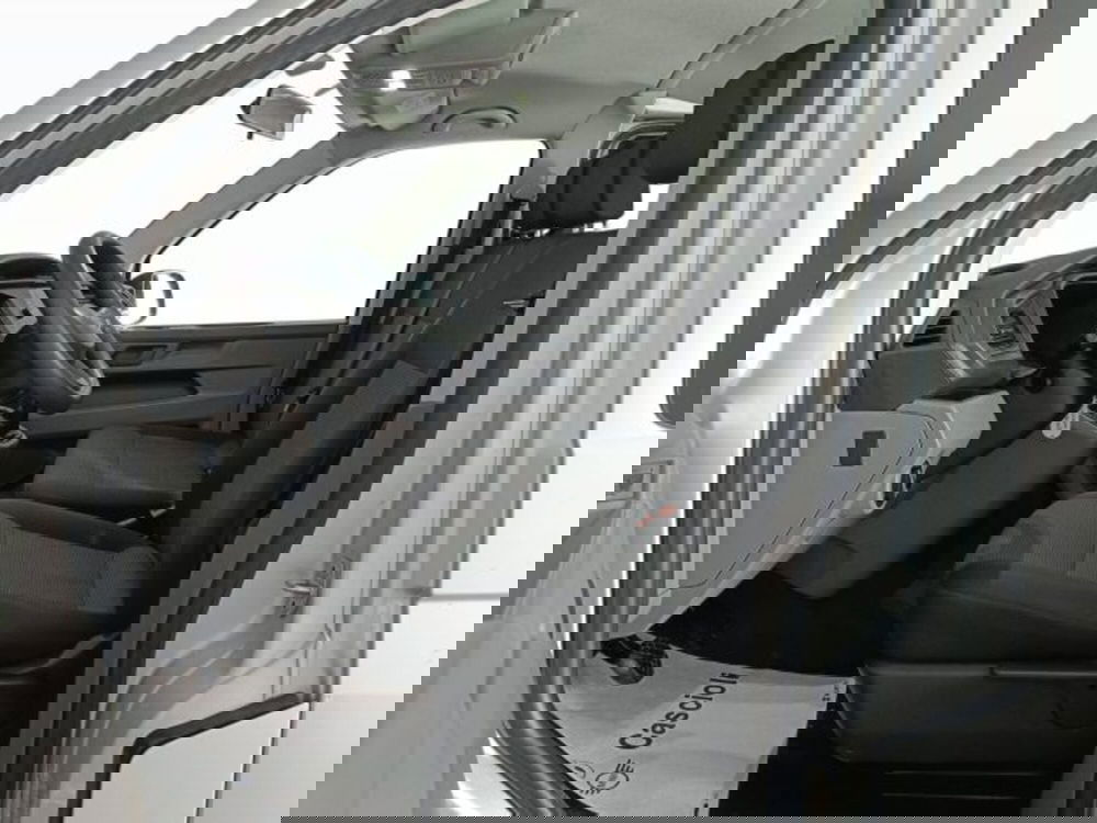 Volkswagen Veicoli Commerciali T6.1 usata a Teramo (8)