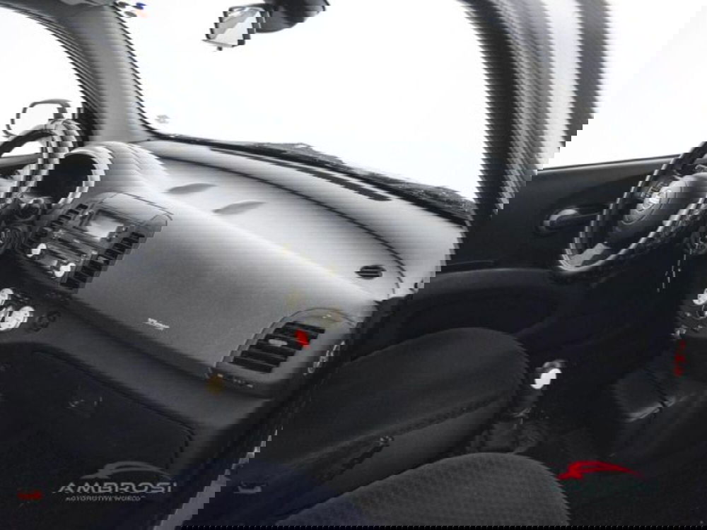 Nissan Micra usata a Perugia (12)