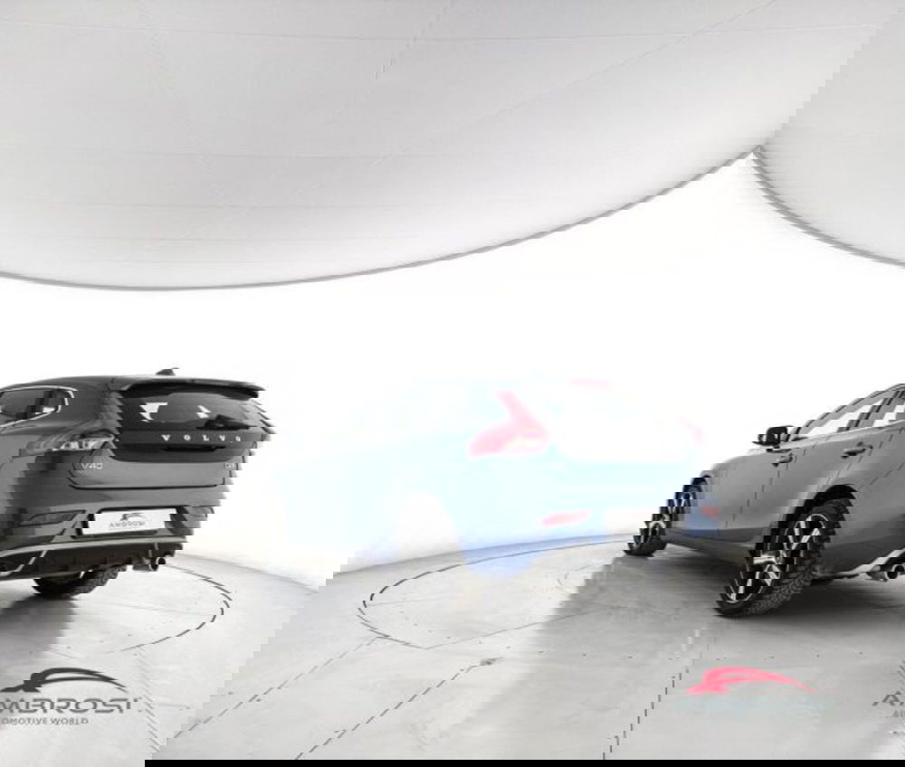 Volvo V40 usata a Perugia (4)