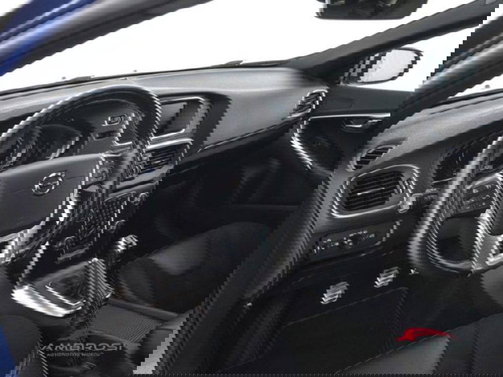 Volvo V40 usata a Perugia (8)