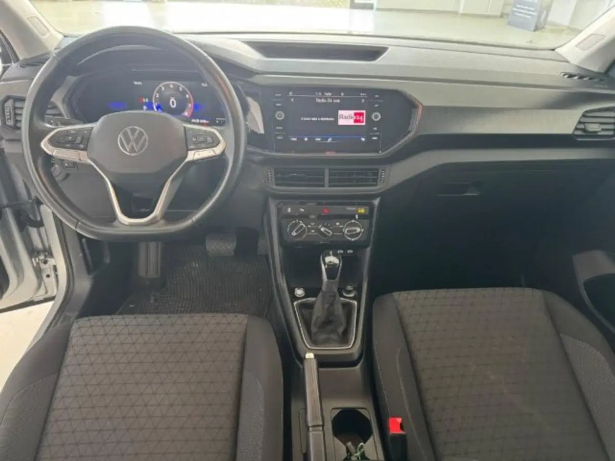 Volkswagen T-Cross usata a Cuneo (9)