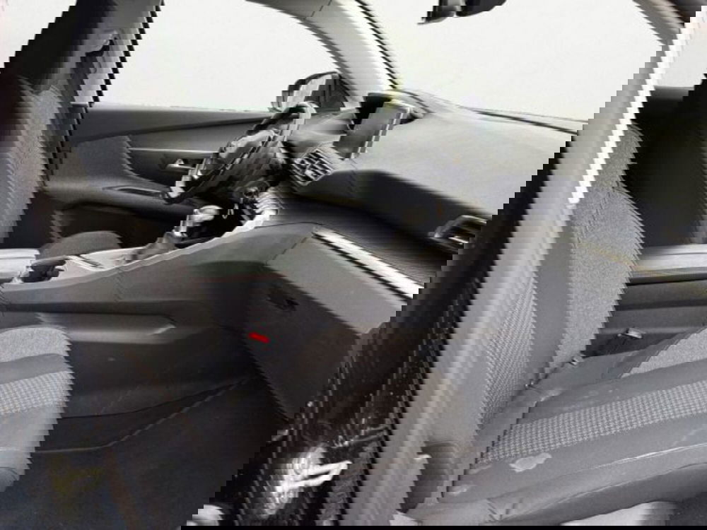 Peugeot 3008 usata a Treviso (11)