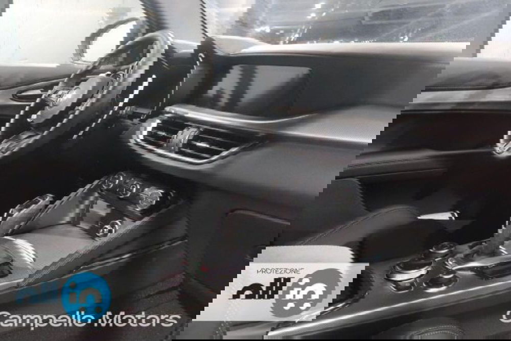 Alfa Romeo Stelvio nuova a Venezia (13)