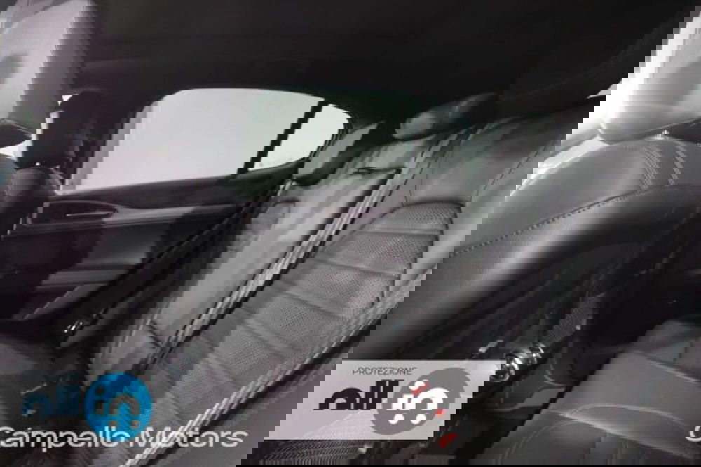 Alfa Romeo Stelvio nuova a Venezia (6)