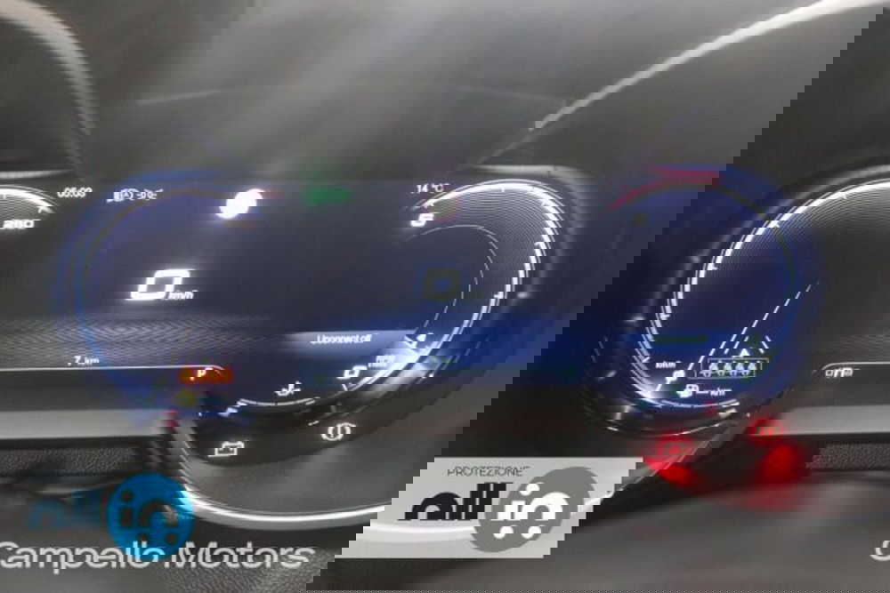 Alfa Romeo Stelvio nuova a Venezia (9)