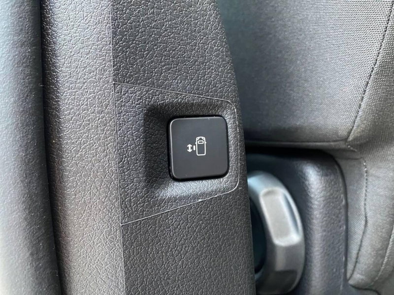 Opel Zafira usata a Torino (13)